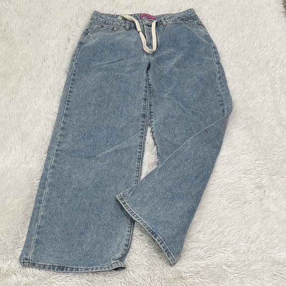 Edikted Denim - 👠 Edikted High Rise Wide Leg Jeans